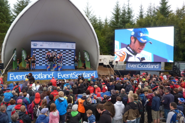 Event Scotland - outdoor LED and live camera feed World trials at Fort William